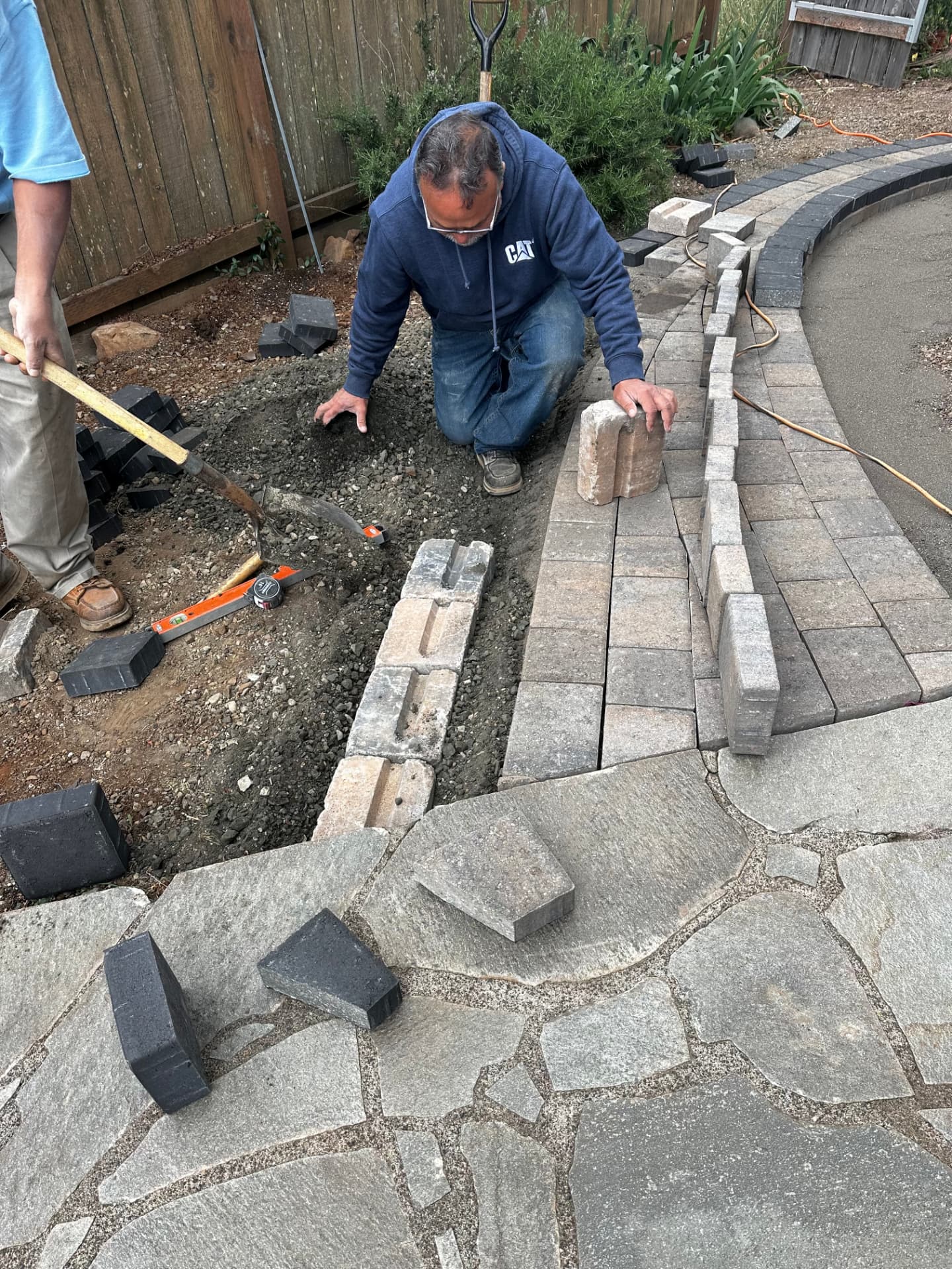 Paver patio and walkway installation in Salem, Oregon